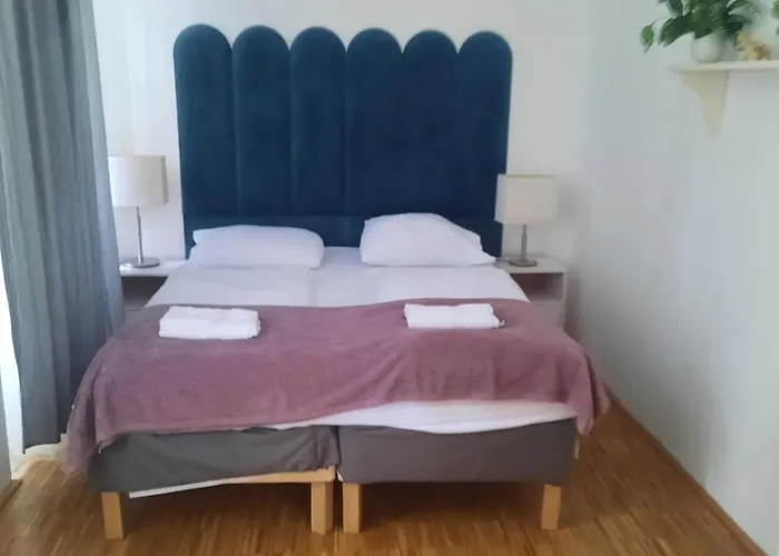 Apartment 3 Elegant11