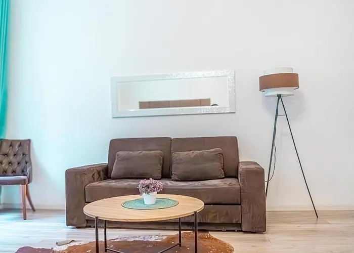 Apartman 3 Elegant - Ideal For Short & Long *