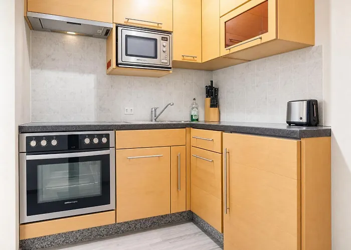 Apartment 3 Elegant11 *
