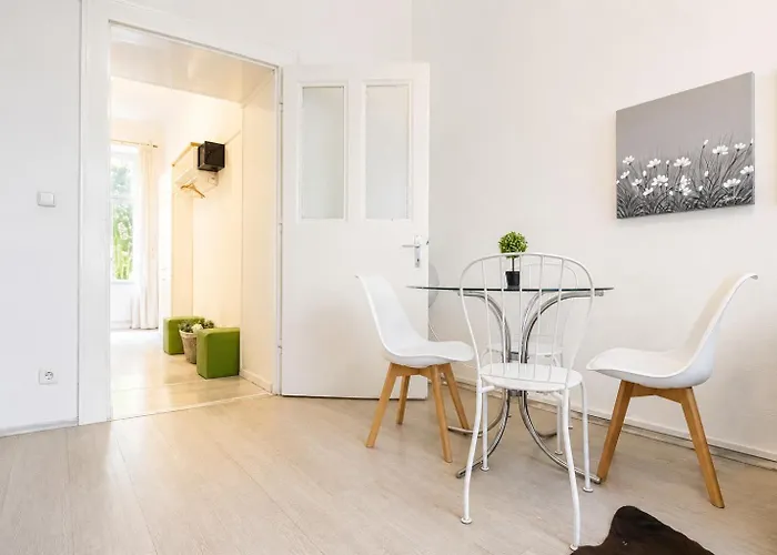 3 Elegant11 * Wien